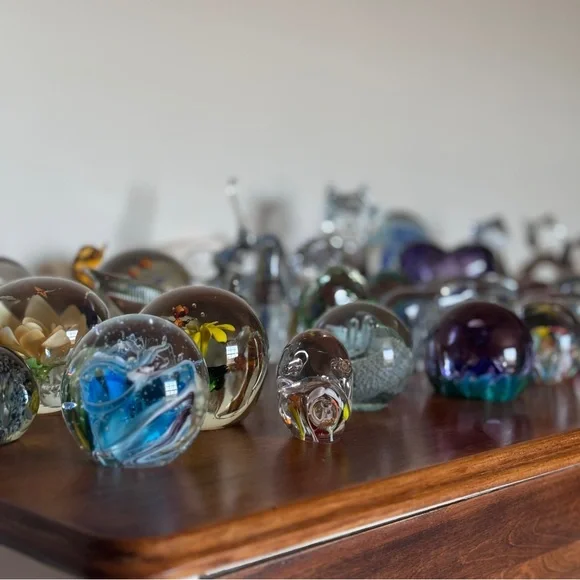 22. Hand Blown Art Glass Cat Figurine with Encased Fish | Studio Glass Decor - Picture 7 of 7